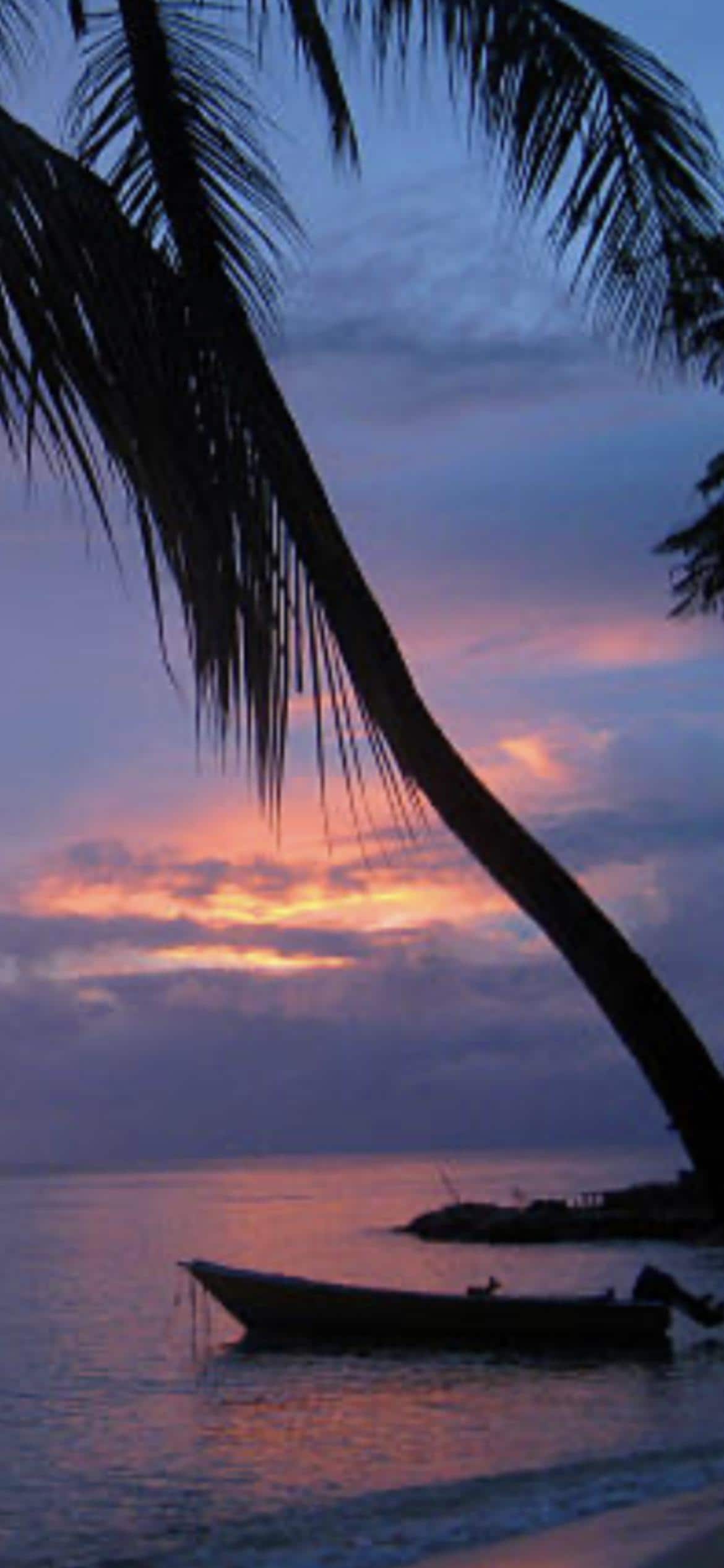 Beautiful sunset in Saline Bay