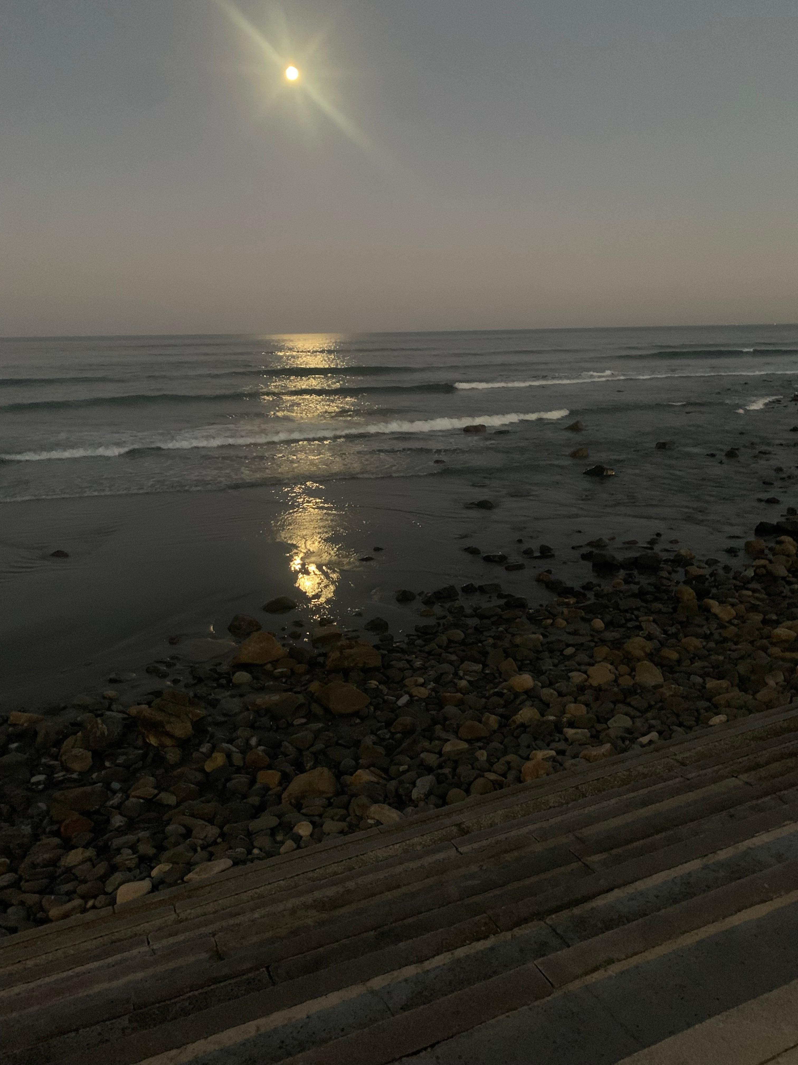 The 2 minute walk to the beach.