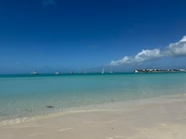 Sapodilla beach during the day.