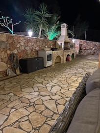 Large family sized BBQ