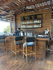 Deck bar