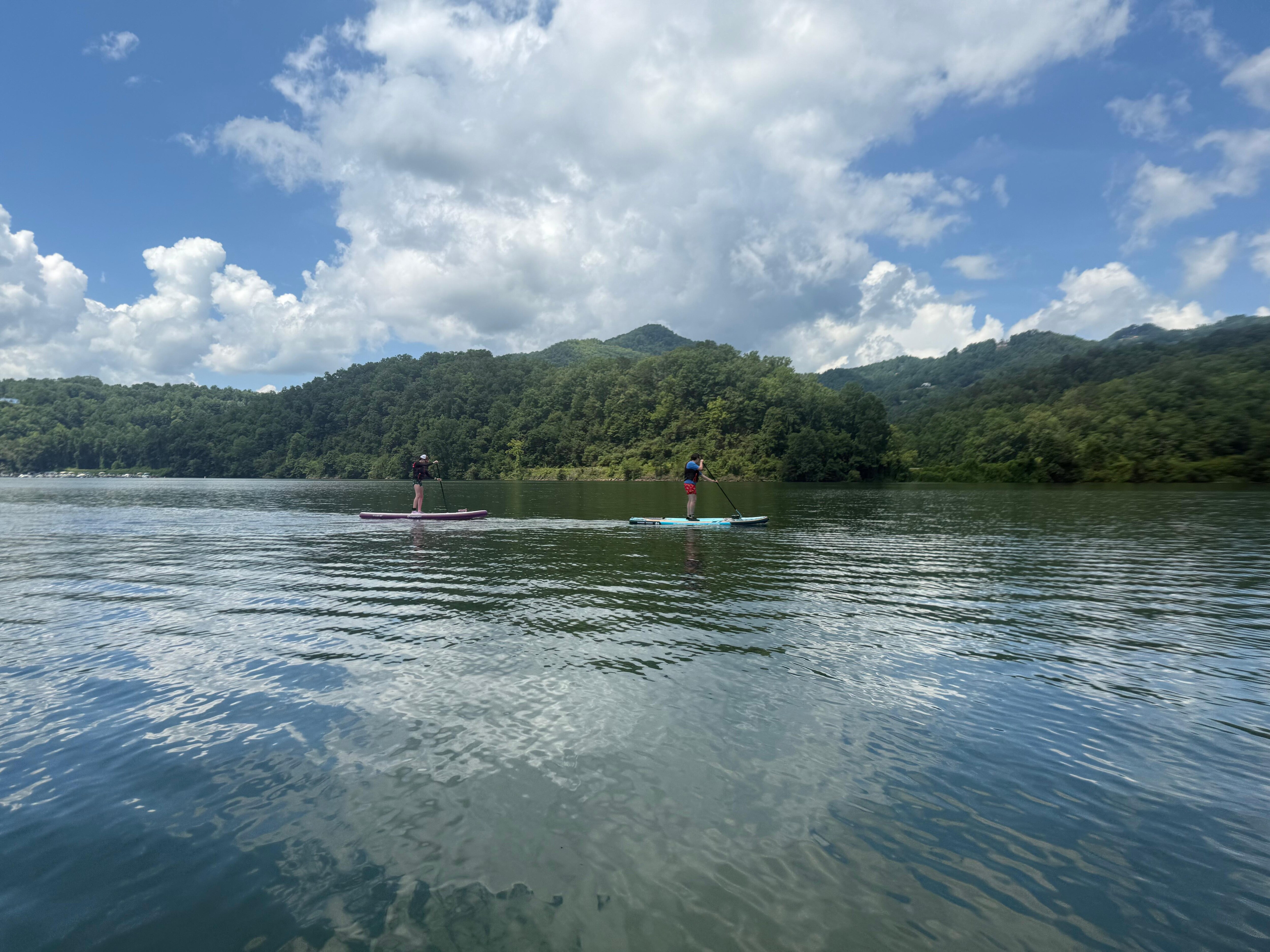 Paddleboarding Lake Fontana