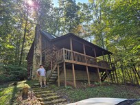 Exterior.
Driveway is very steep!