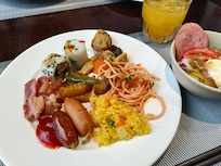 朝食