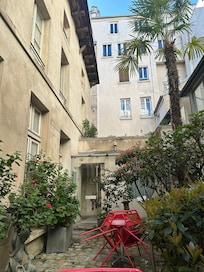 lovely garden patio-