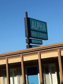 They said Heated pool, First it was very dirty and offcourse i womt swim but still i asked about heated pool as they are marketing this too so they said no.