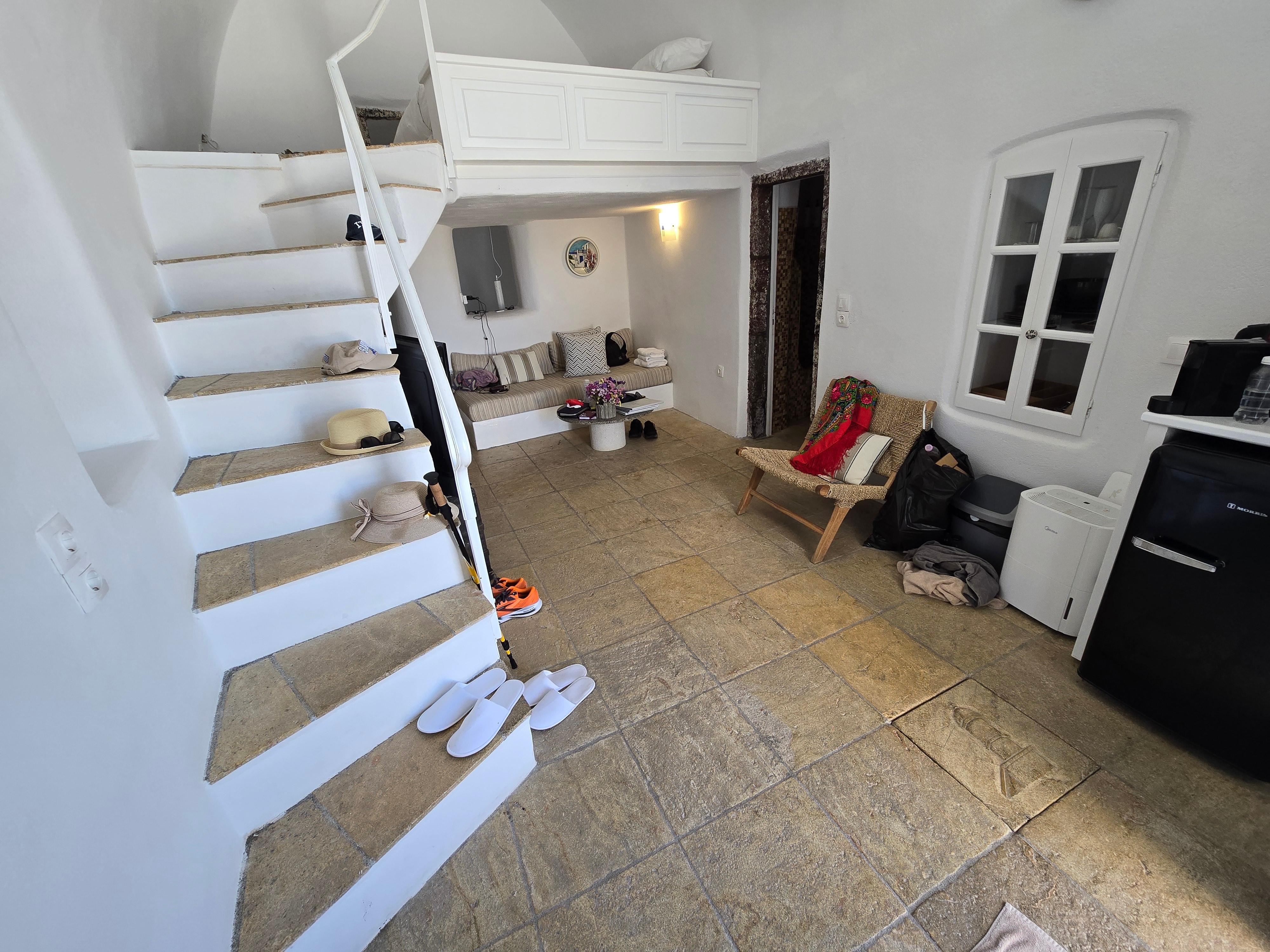 Odysseus villa interior