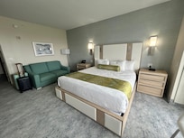 Very spacious room