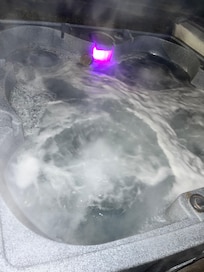 It was so nice to have a clean hot tub that was actually hot !!