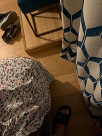 place entre le lit et le mur