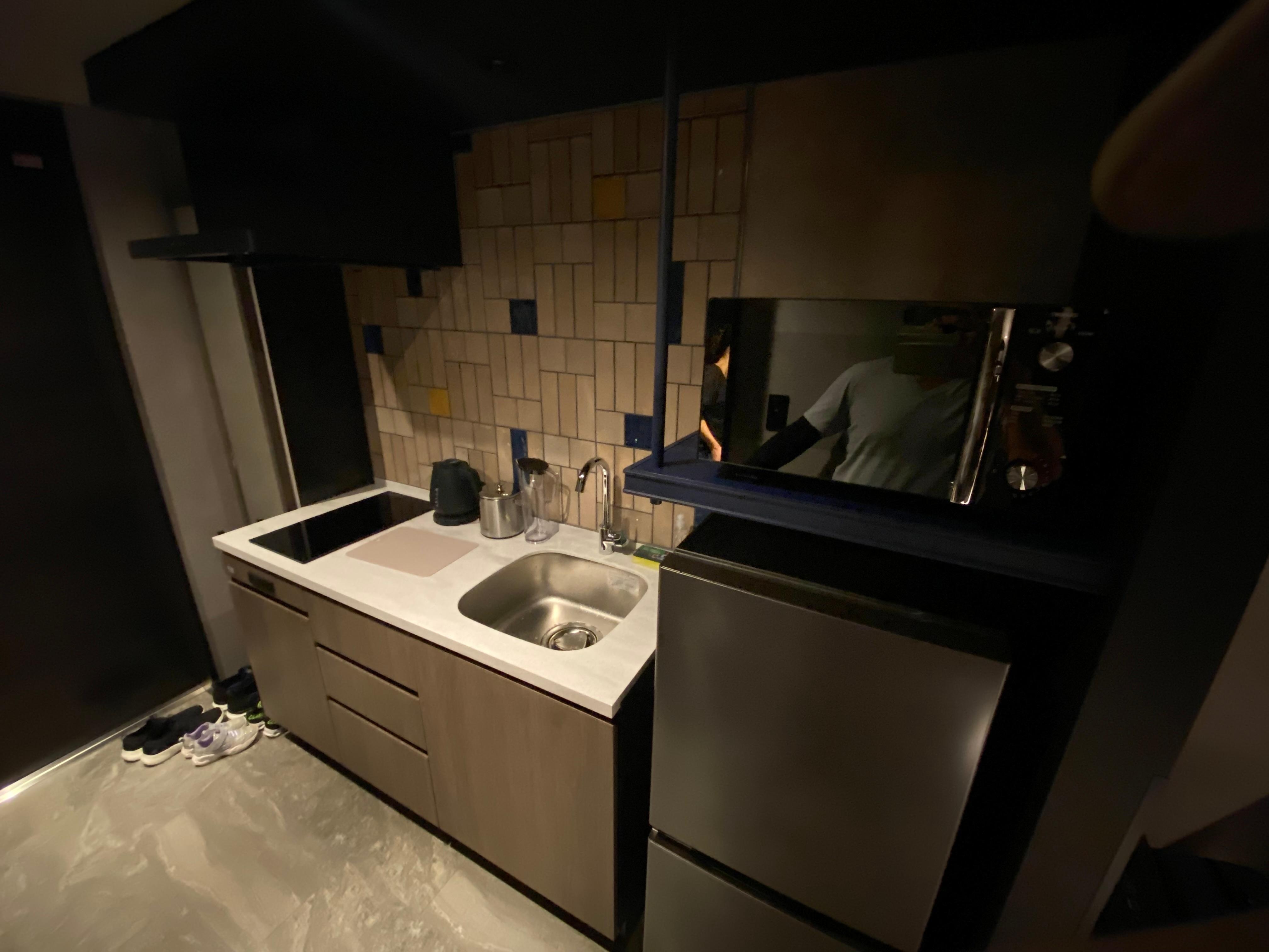 Full kitchen with convection range, all dishes and pots and pans provided 