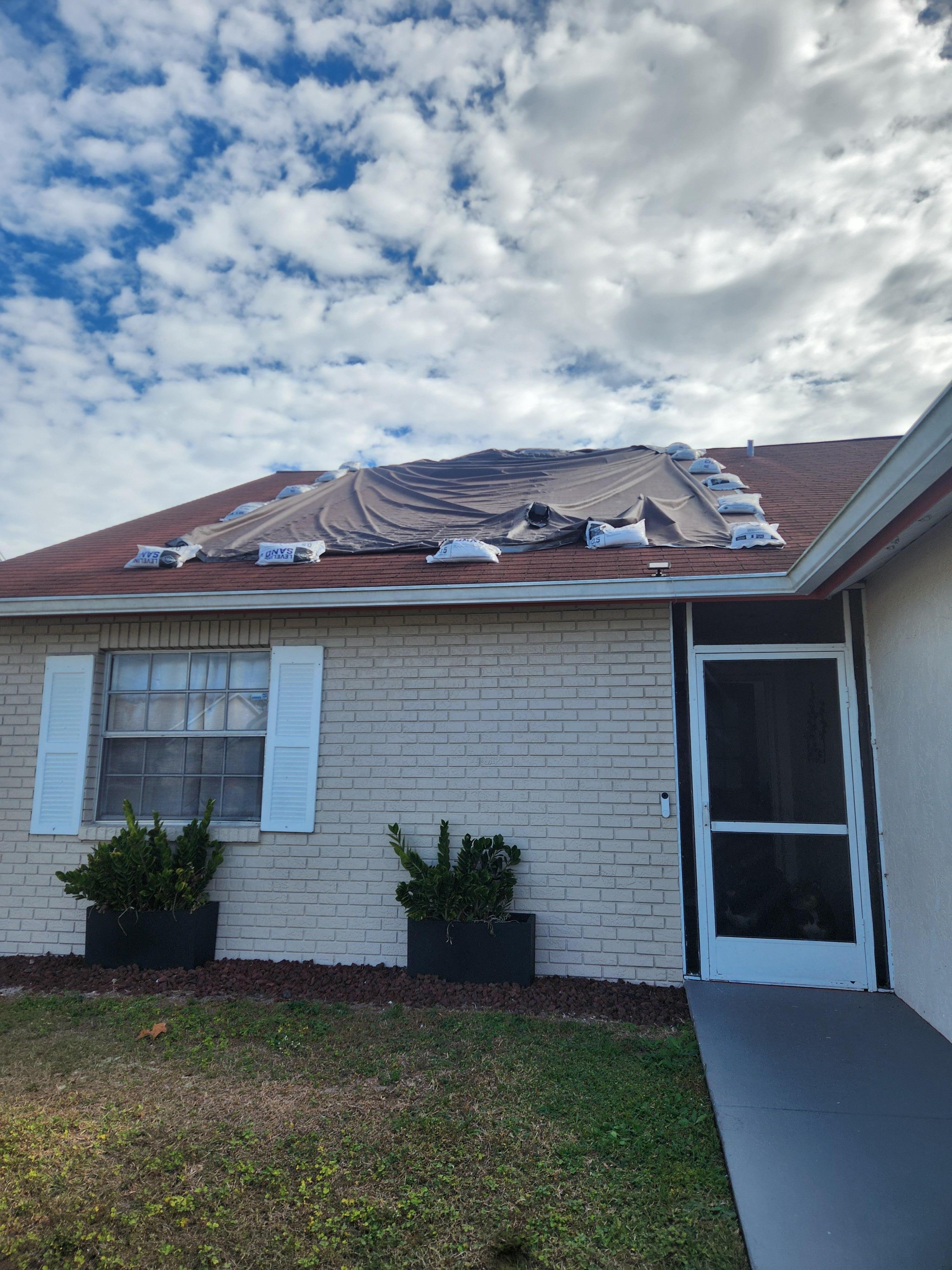 Property manager asked me "why does it matter if it looks like that" because I wouldnt have paid so much for this rental with so many others to choose from.