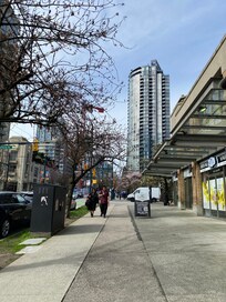 Very walkable to most downtown attractions and transit services