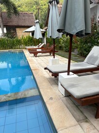 Pool & chairs