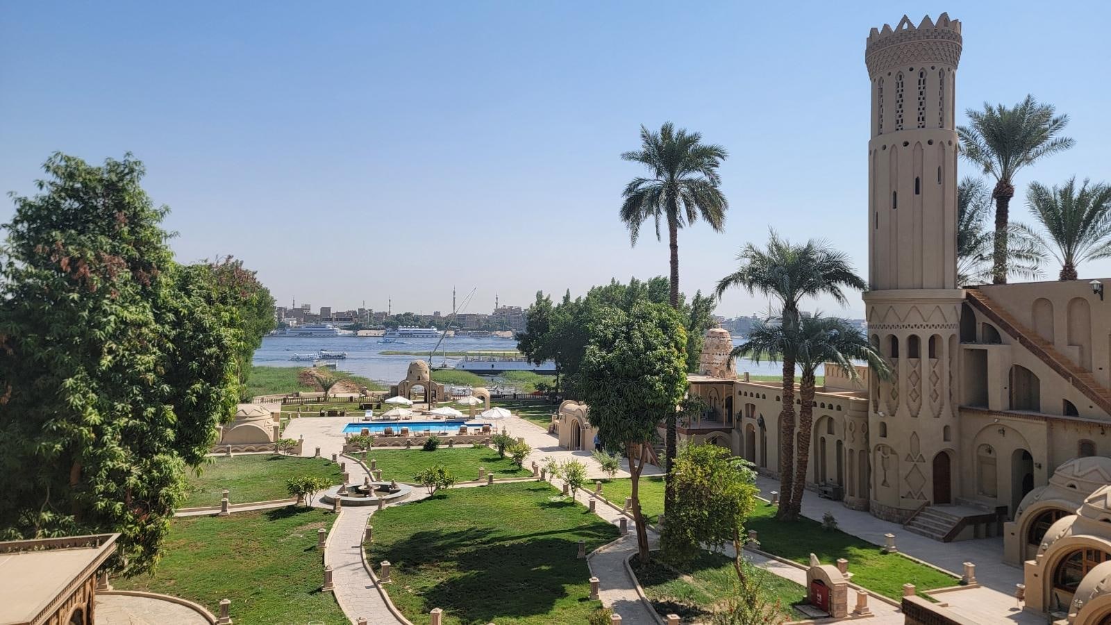 Awesome location on the Nile River 