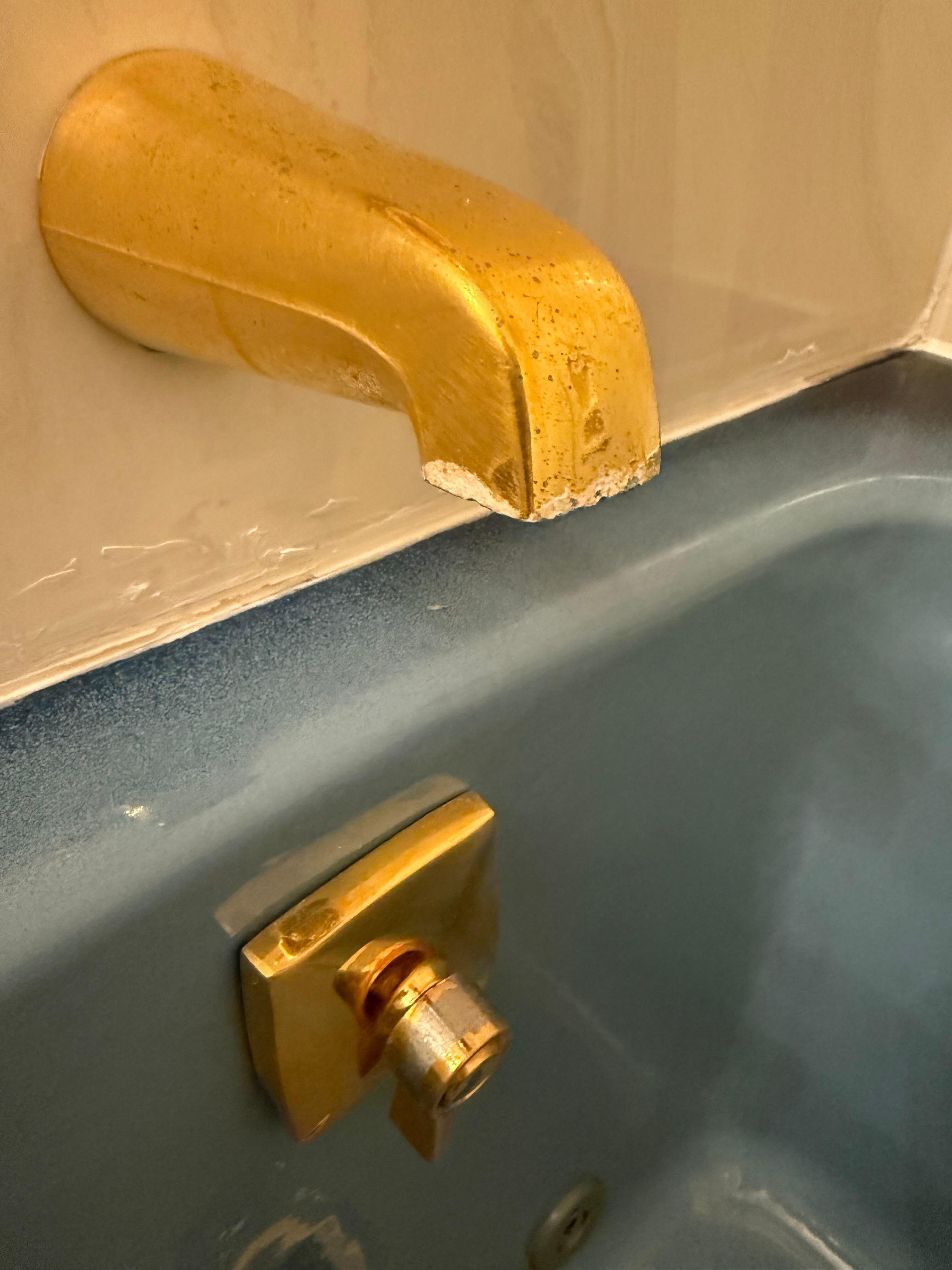 All sinks were gross but I can only upload 8 photos