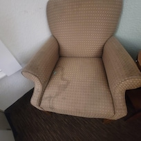 We didn't use these chairs.