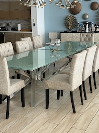 Dining for plenty of people. We also played games nightly here!