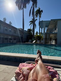The pool was a great place to hang out, even though mother nature only gave us a couple nice days😜