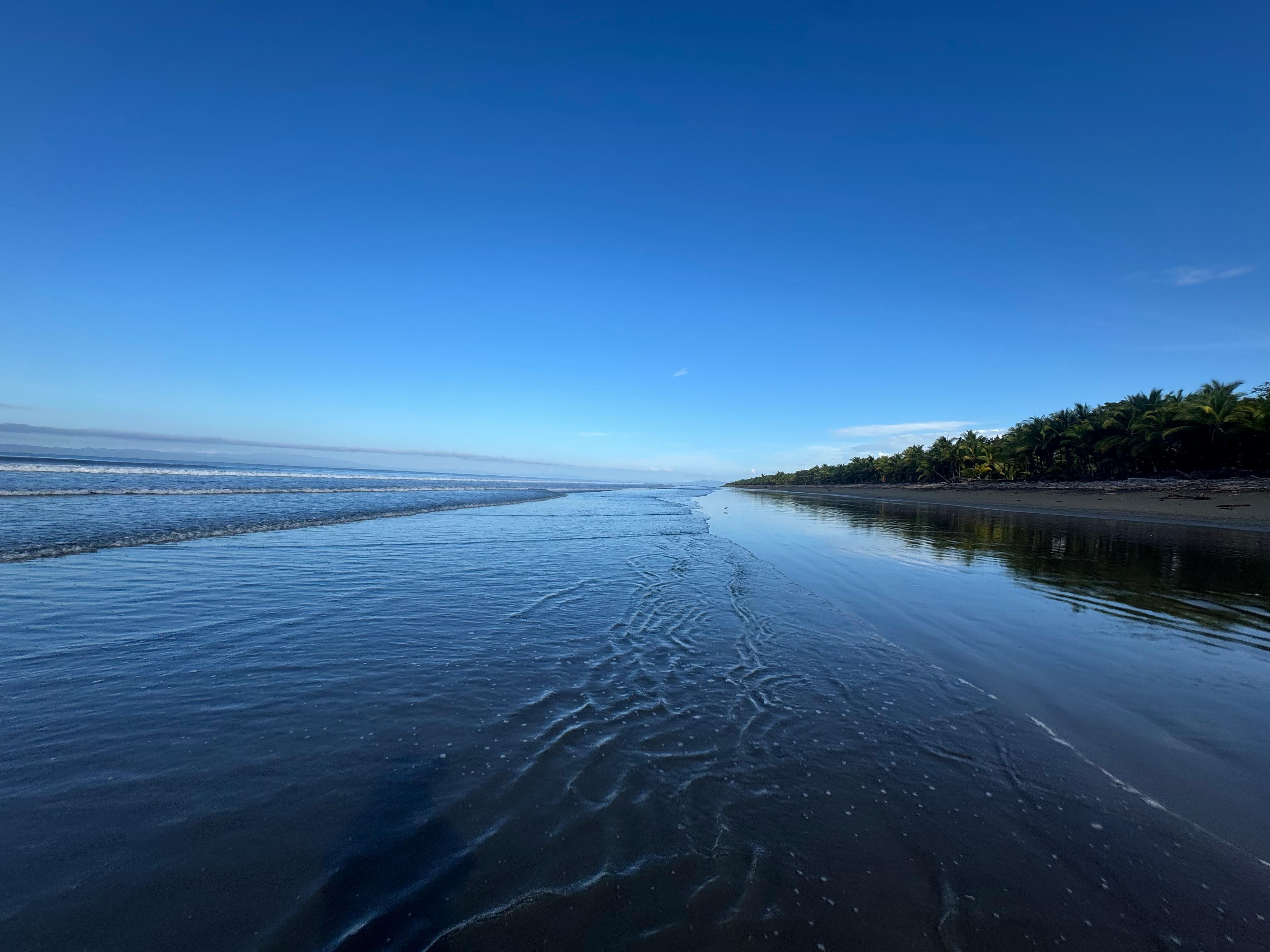 
The beach that goes forever, Playa Zancudo