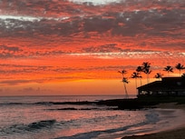 Stunning sunset on Kiahuna Beach