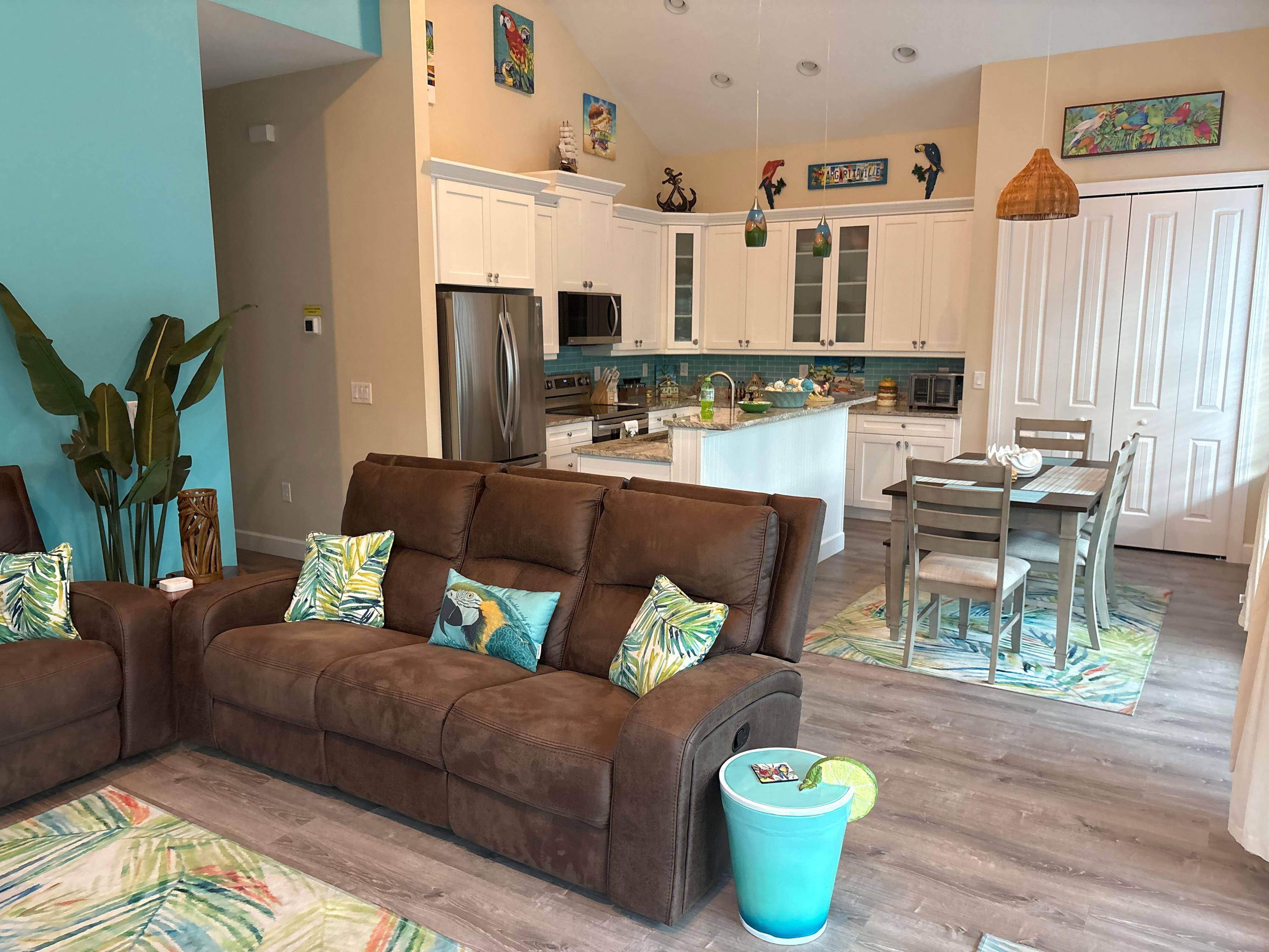 Roomy living room and kitchen