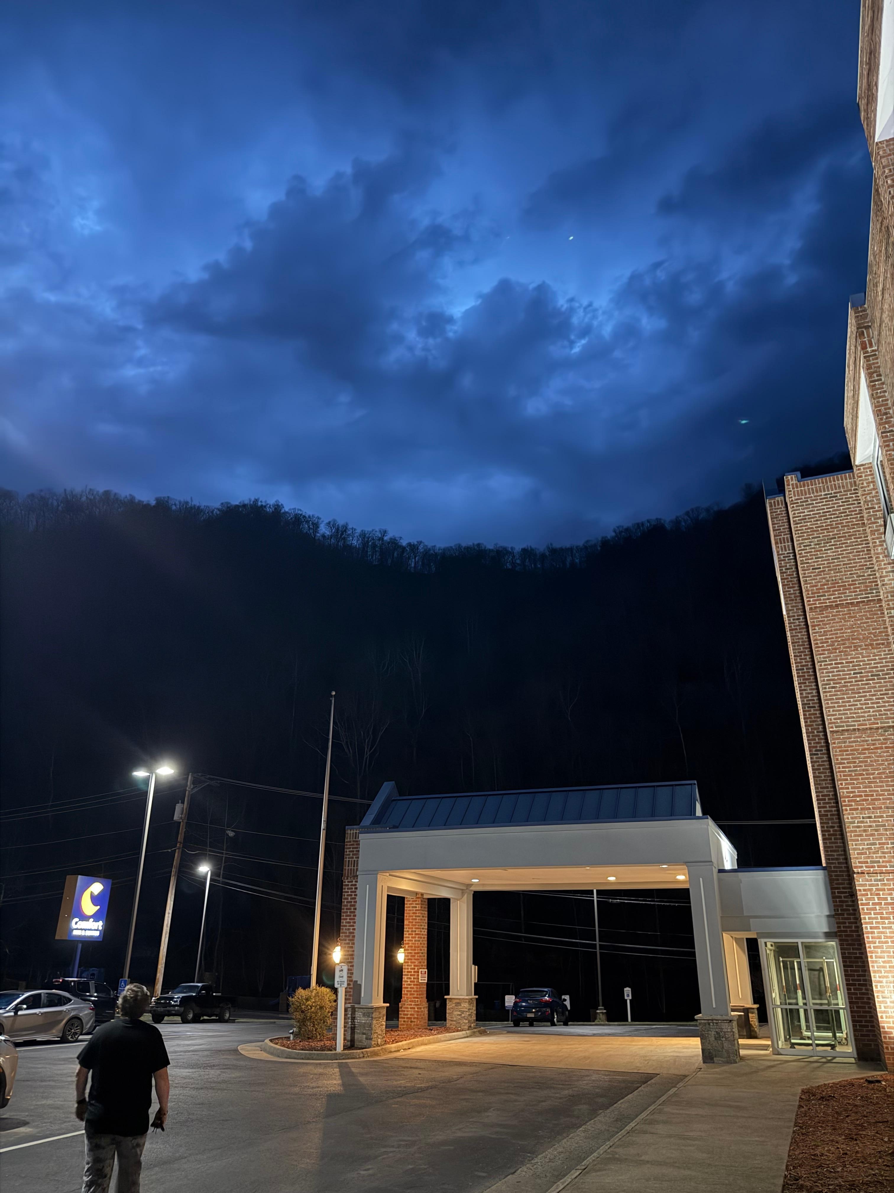 Gorgeous night view!