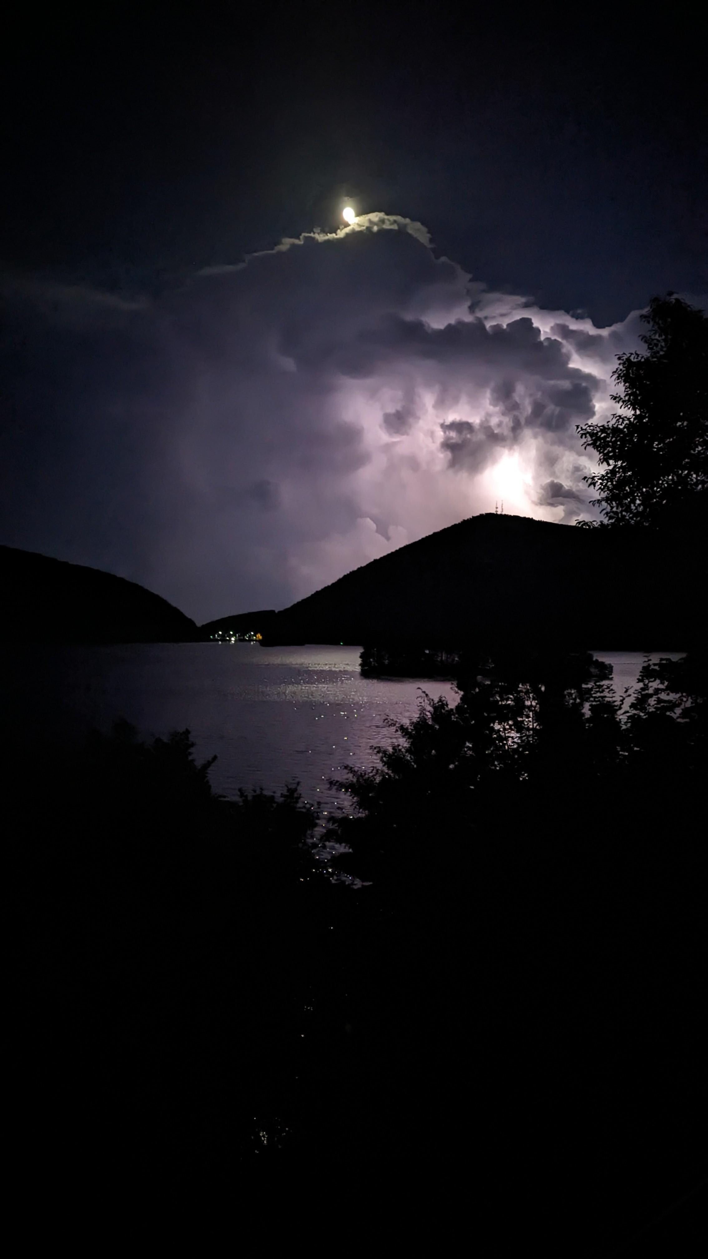 Gorgeous lightning storm over the dam.