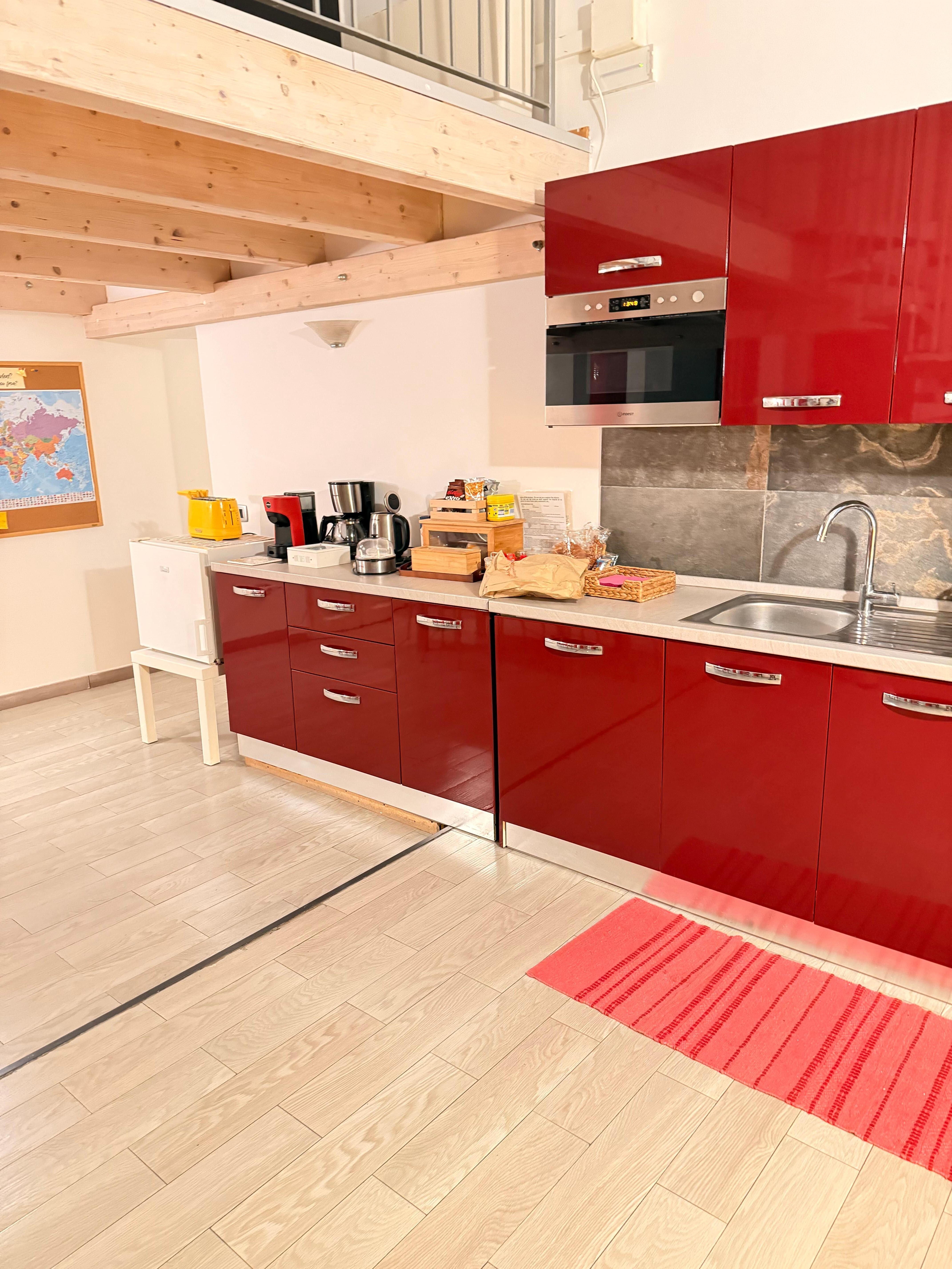 Kitchen area… well stocked for breakfast