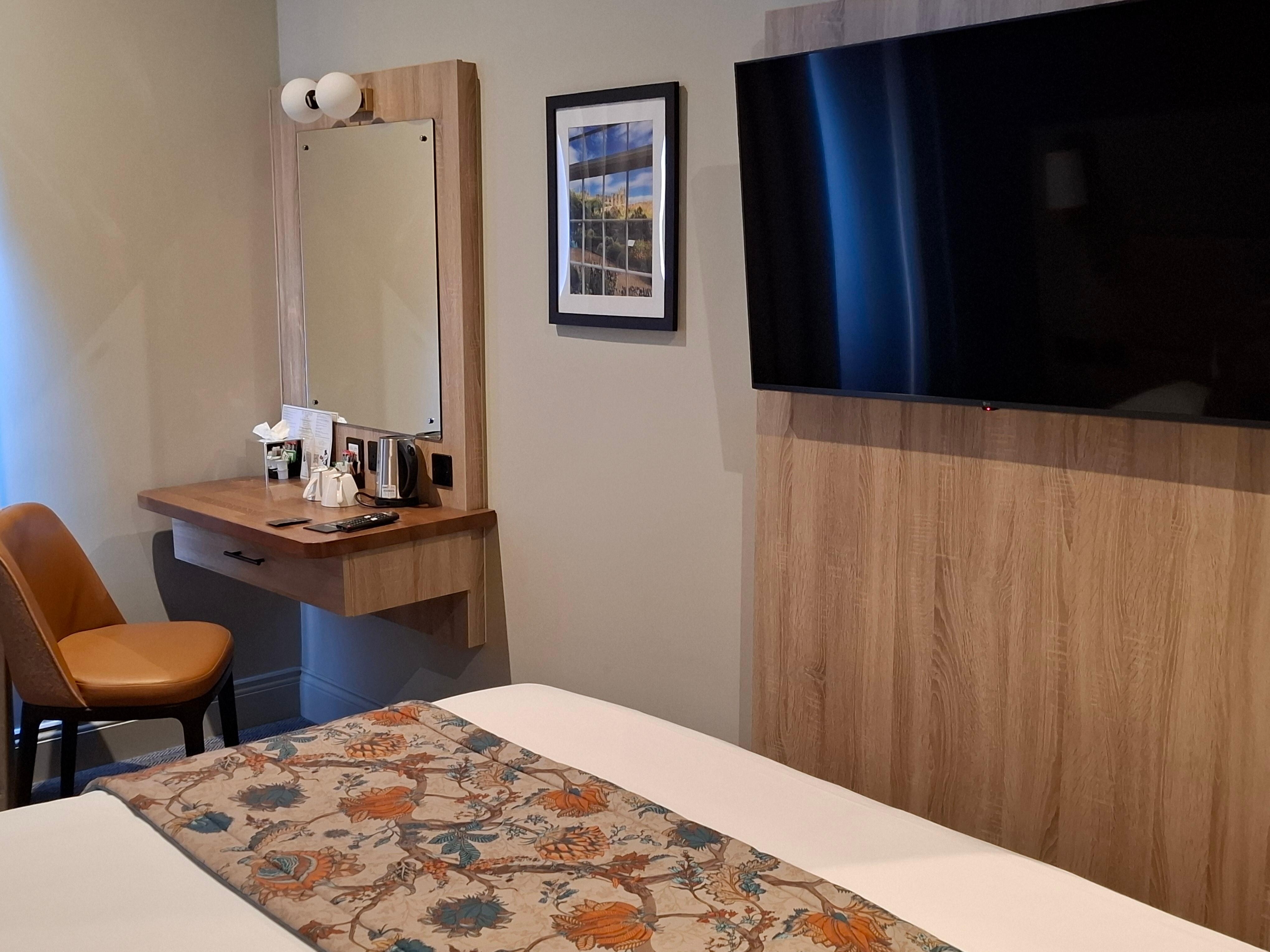 Refurbished room (narrow access at bed end)