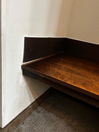 Broken luggage rack/bench