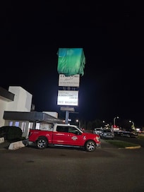 Name of hotel was covered. Making it difficult to find the hotel if you've never been there.