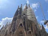 Within minutes of the famous Sagrada FamĂlia