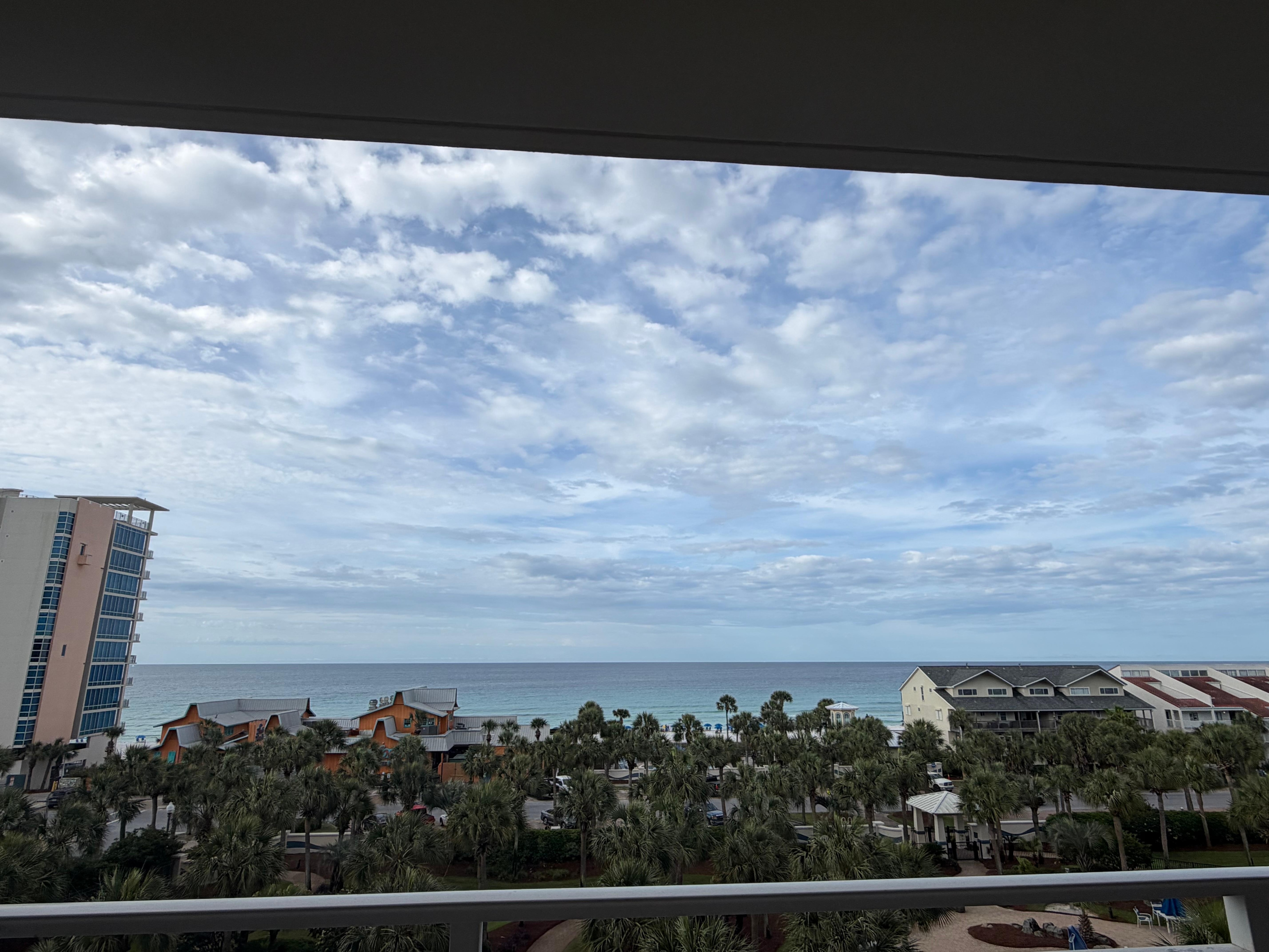 Daytime
Views. 