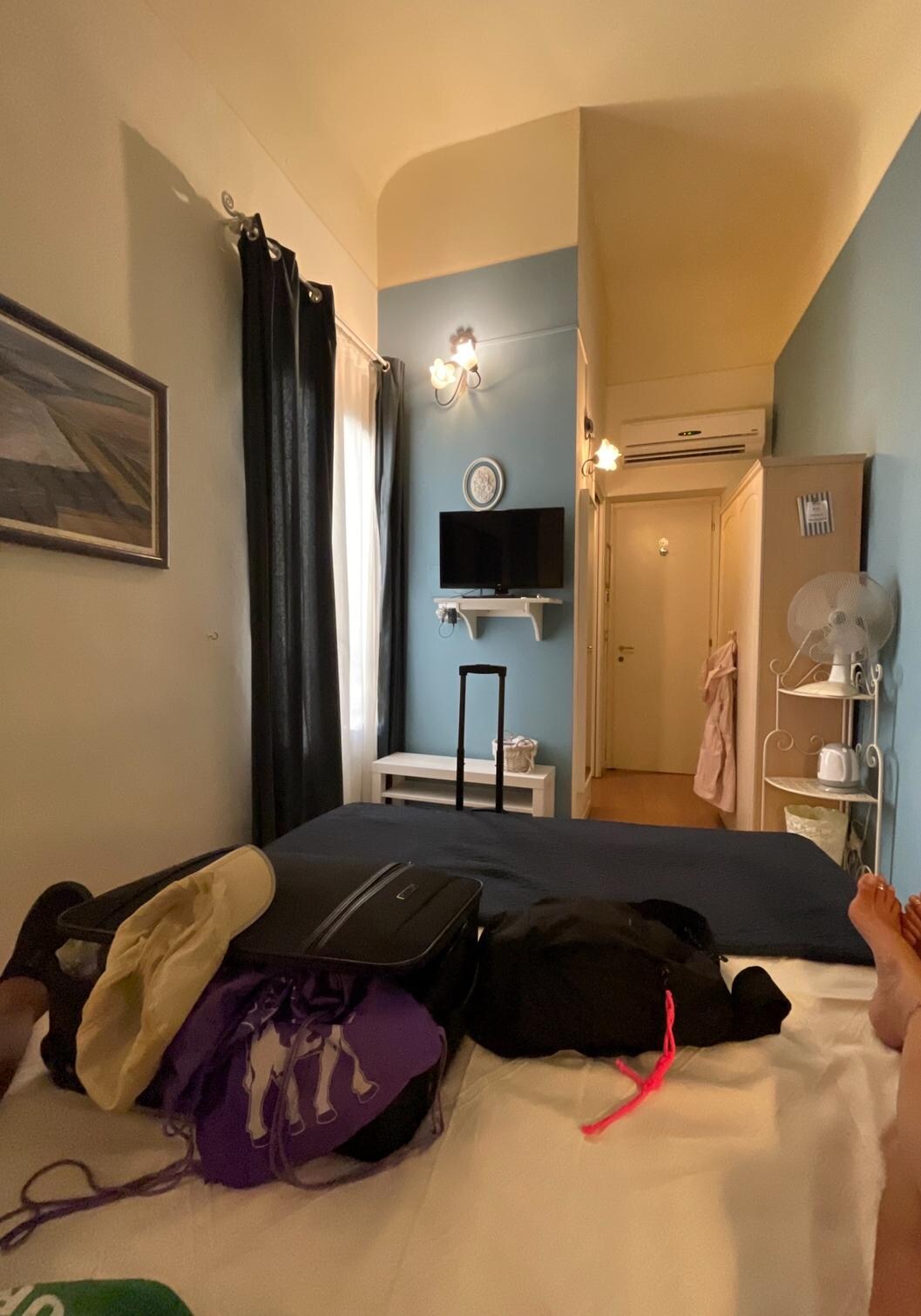 Room 1 (small but convenient)