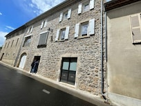 Accès direct dans le village