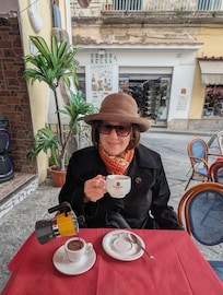 Cafe just a few blocks from the Beach House