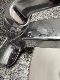 Toothpaste splatter