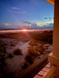 Amazing sunsets and sunrises.