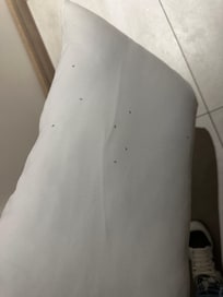 Mitten in der Nacht beim schlafen auf
dem kissen von meinem kind