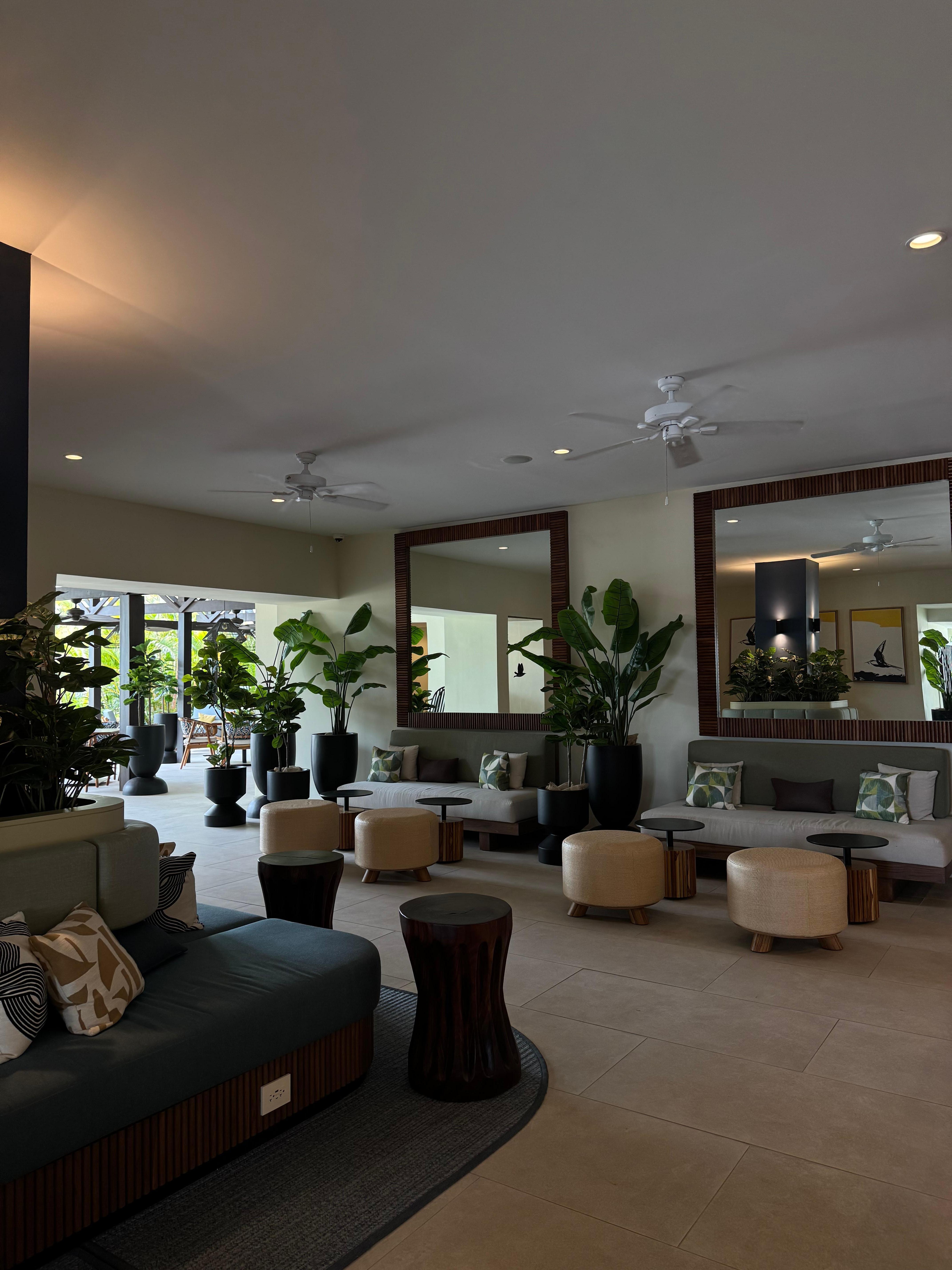 Aesthetically pleasing in the lobby, pool, dining area.