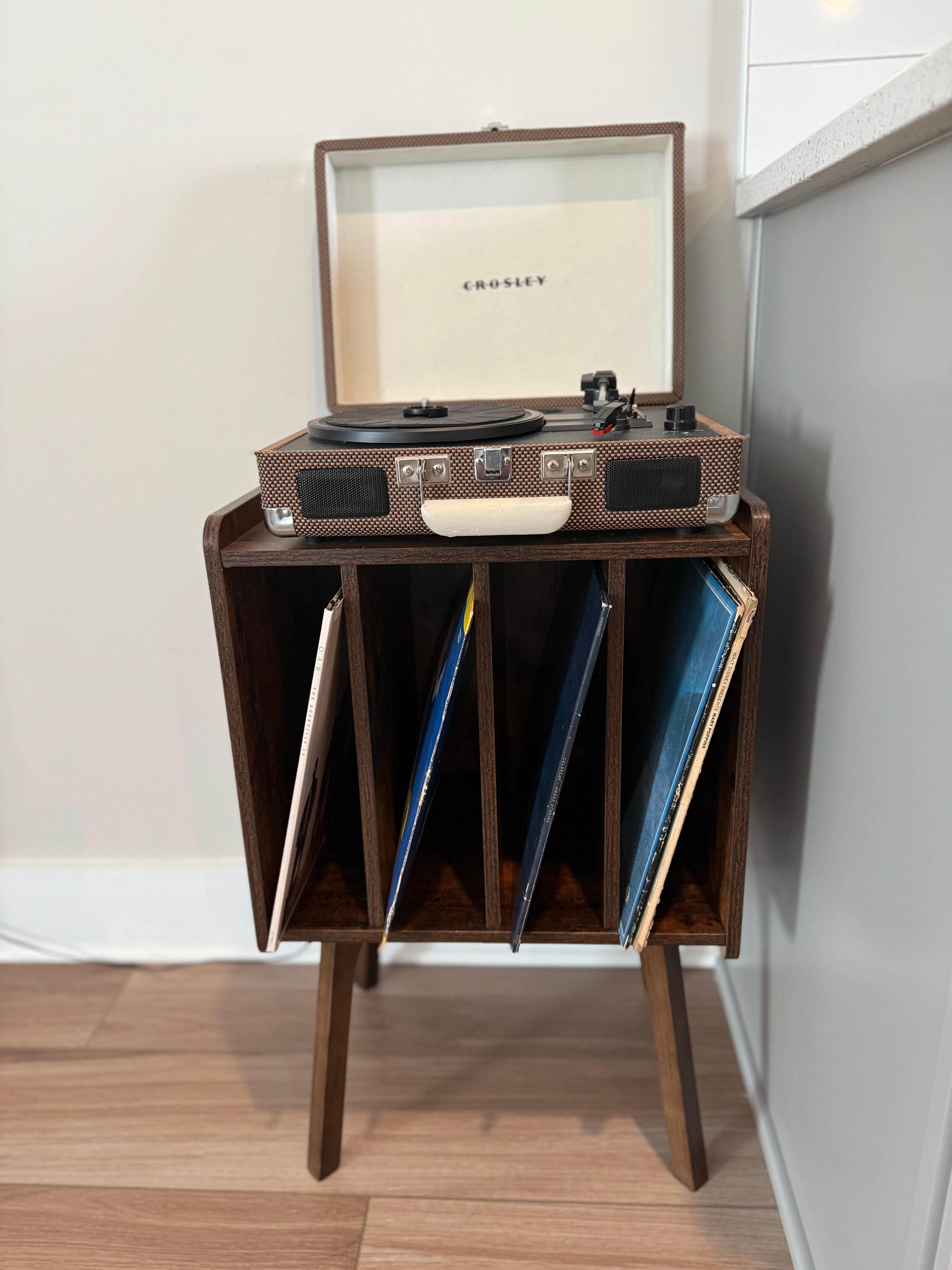 Turntable and nice small collection of vinyl 