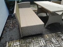 seitliche Terrasse