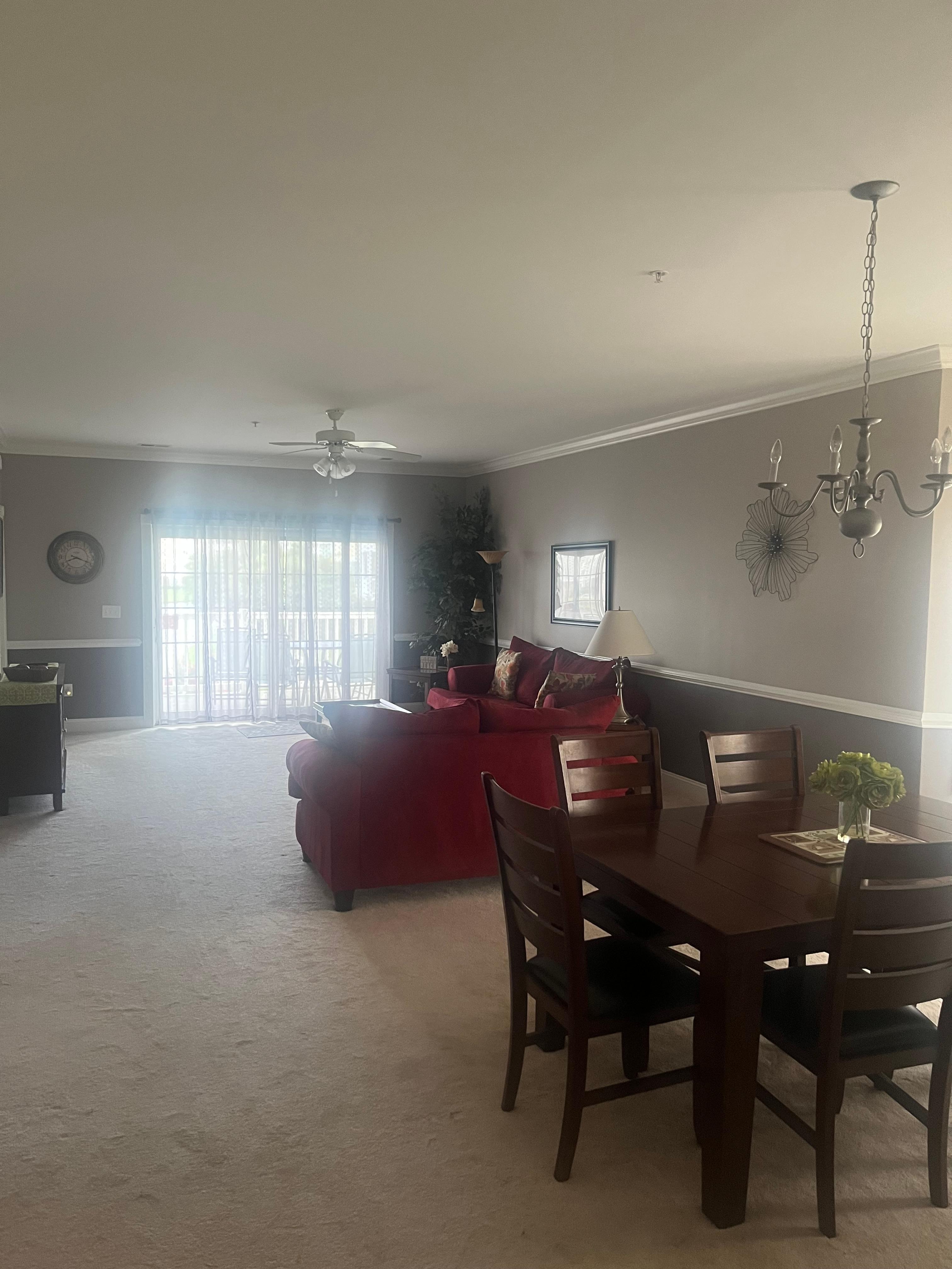 Open concept dining/living