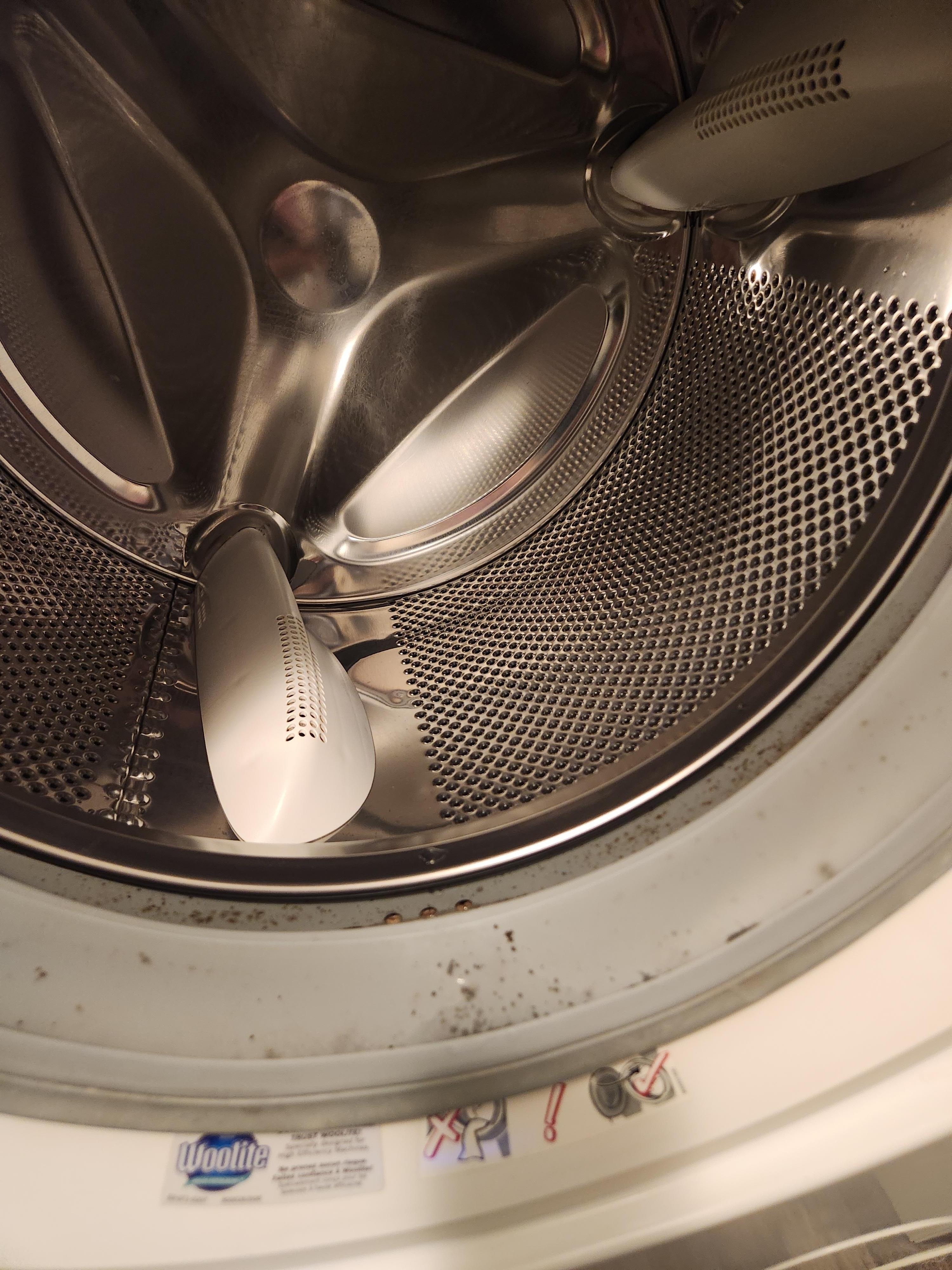 Mildew in washing machine--could not use