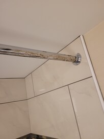 Shower rod is rusty