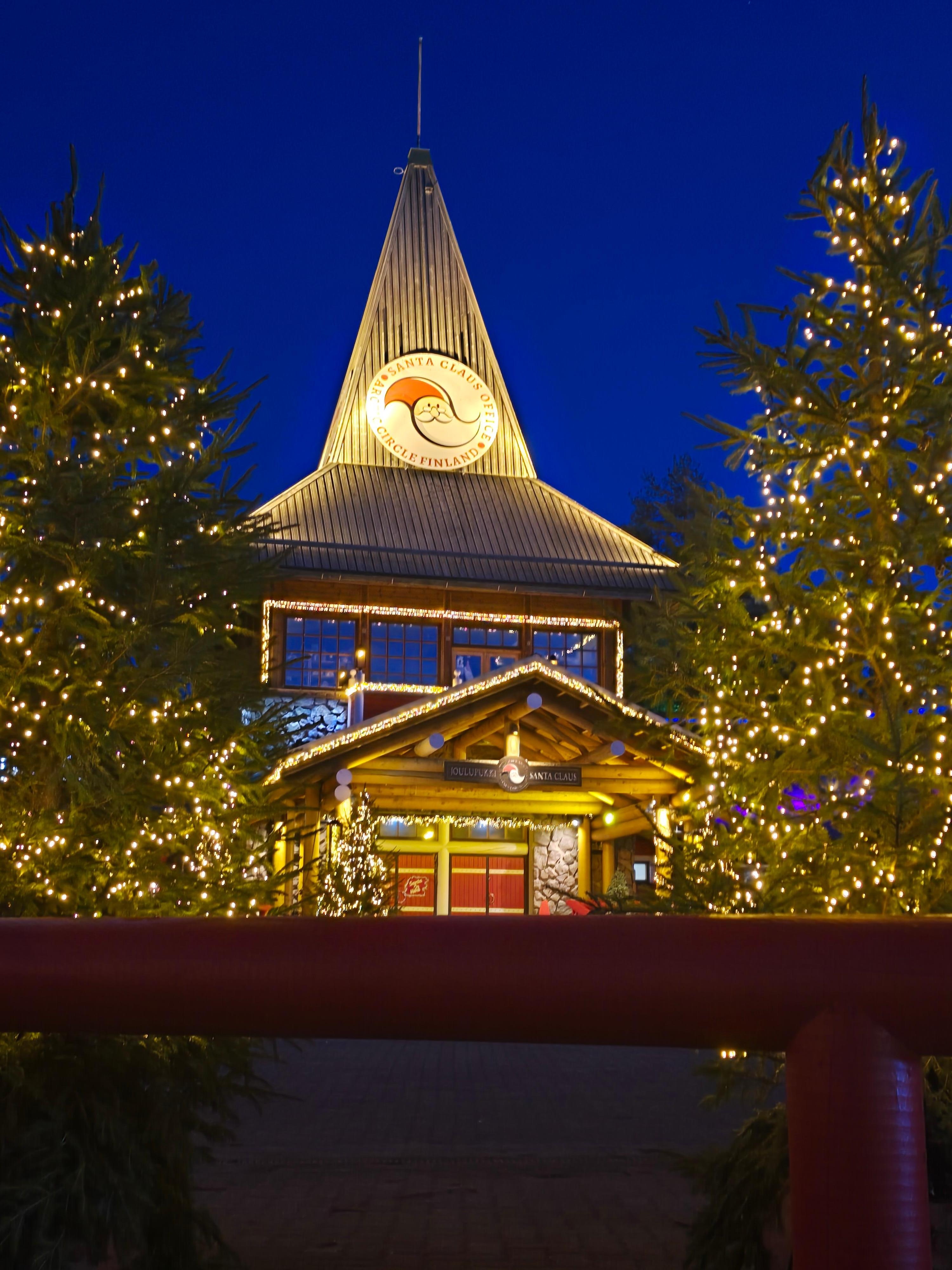 Main building and official house of Santa