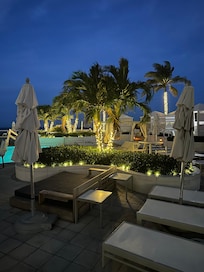 Night time at the pool