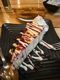 Dessert Rasberr/cheesesteak