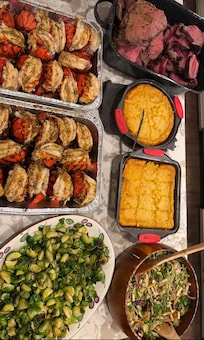 Full kitchen and grill to make a great dinner